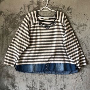 Cato Women Pull Over Sweater Size 26/28W Denim Hem Stripes Jewel Accents